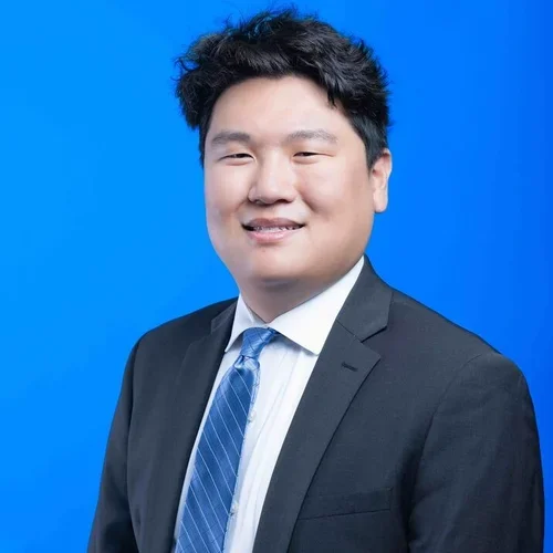 Nicholas Cho